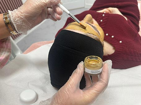 Cosmelan® Depigmentation treatment in our clinic